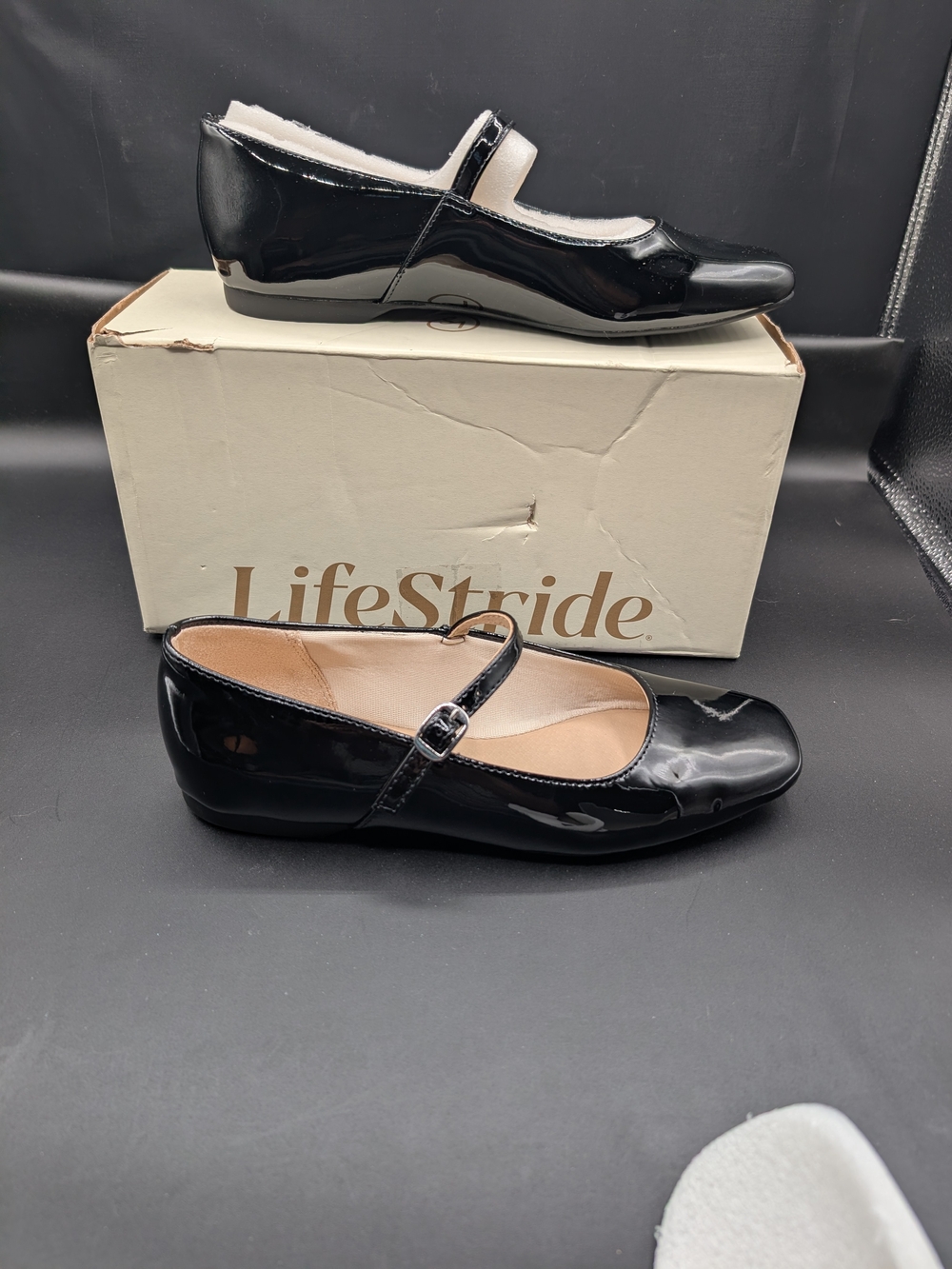Life Stride Black Patent Mary Jane Flats